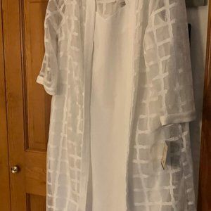 Nice  Maya Brooke White 2 pc dress with  matching jacket